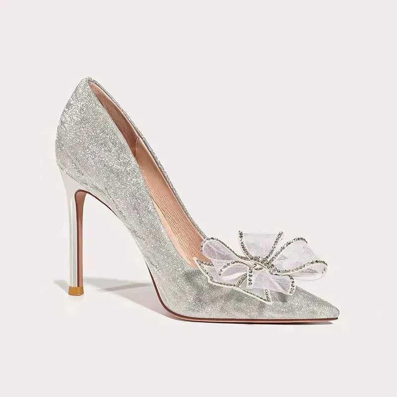 Men Shoes Elegant - รองเท้าส้นเข็มสีเงินสำหรับผู้หญิง น้ำหนักเบา เซ็กซี่ เหมาะสำหรับงานปาร์ตี้ คุณภาพสูง หรูหรา