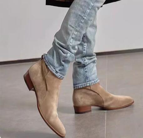 Men Shoes Size 46 - รองเท้าบูทหุ้มข้อแบบสวม สไตล์อังกฤษ สีคาเมล แต่งหัวเข็มขัด สายรัดแบบกลม ปลายเท้าทรงแบน