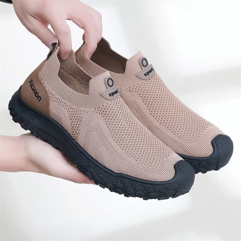 Men Shoes Everyday - รองเท้าลำลองสำหรับผู้ชายในฤดูร้อน ดีไซน์แบบสวมที่ยืดหยุ่น ป้องกันการกระแทกบริเวณนิ้วเท้า พื้นรองเท้าทนทาน เหมาะสำหรับการเดินกลางแจ้งในชีวิตประจำวัน