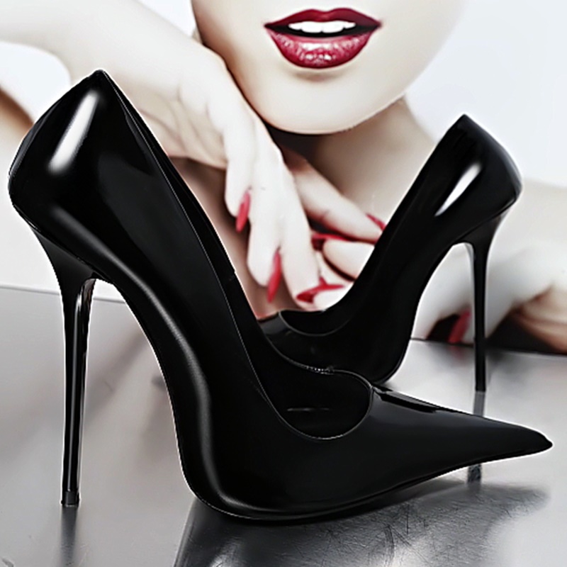 Men Shoes Elegant - สไตล์ Pointy Toe Stiletto ปั๊มสีดำสีแดงสีเขียวสิทธิบัตรหนังตื้นรองเท้าจัดเลี้ยง Party