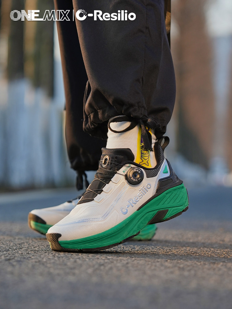 รองเท้าเดินป่ากลางแจ้งกันน้ำแล - Hiking Boot Waterproof บทวิจารณ์และราคา