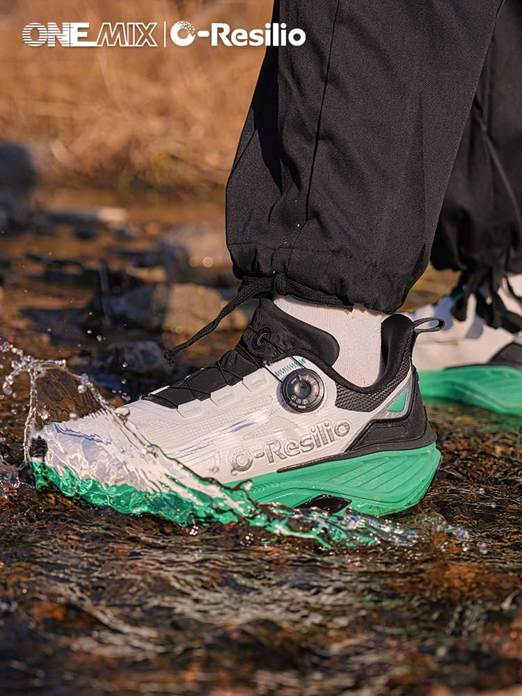 รองเท้าเดินป่ากลางแจ้งกันน้ำแล - Hiking Boot Waterproof บทวิจารณ์และราคา